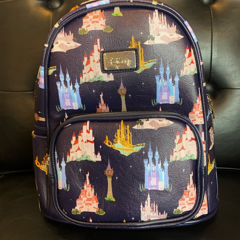 Disney brand castles mini backpack. BNWT.